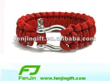 twist paracord survival bracelet