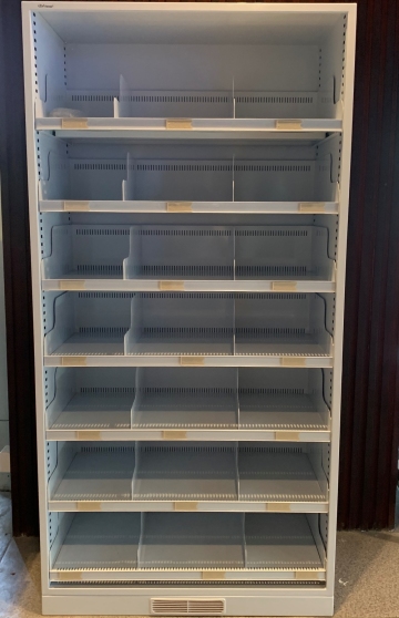 Hospital Steel Adjustable Medicine Cabinet