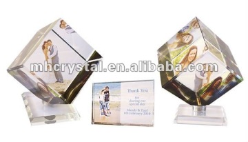 Rotating Crystal Cube Photo Frame MH-F0255