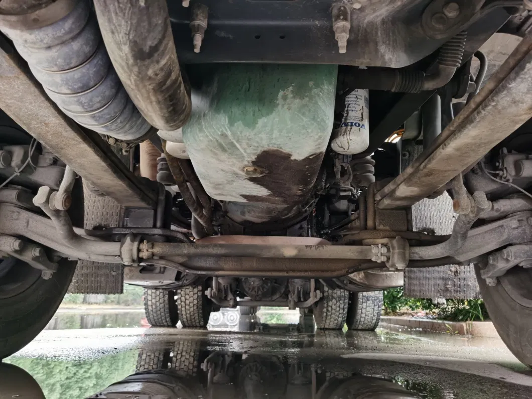 Euro 3 Volvo Fh 400 Cargo Truck 6X2 6X4 Used Tractor Truck for Sale