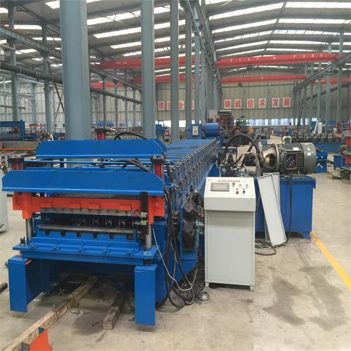 Double layer roll forming machine