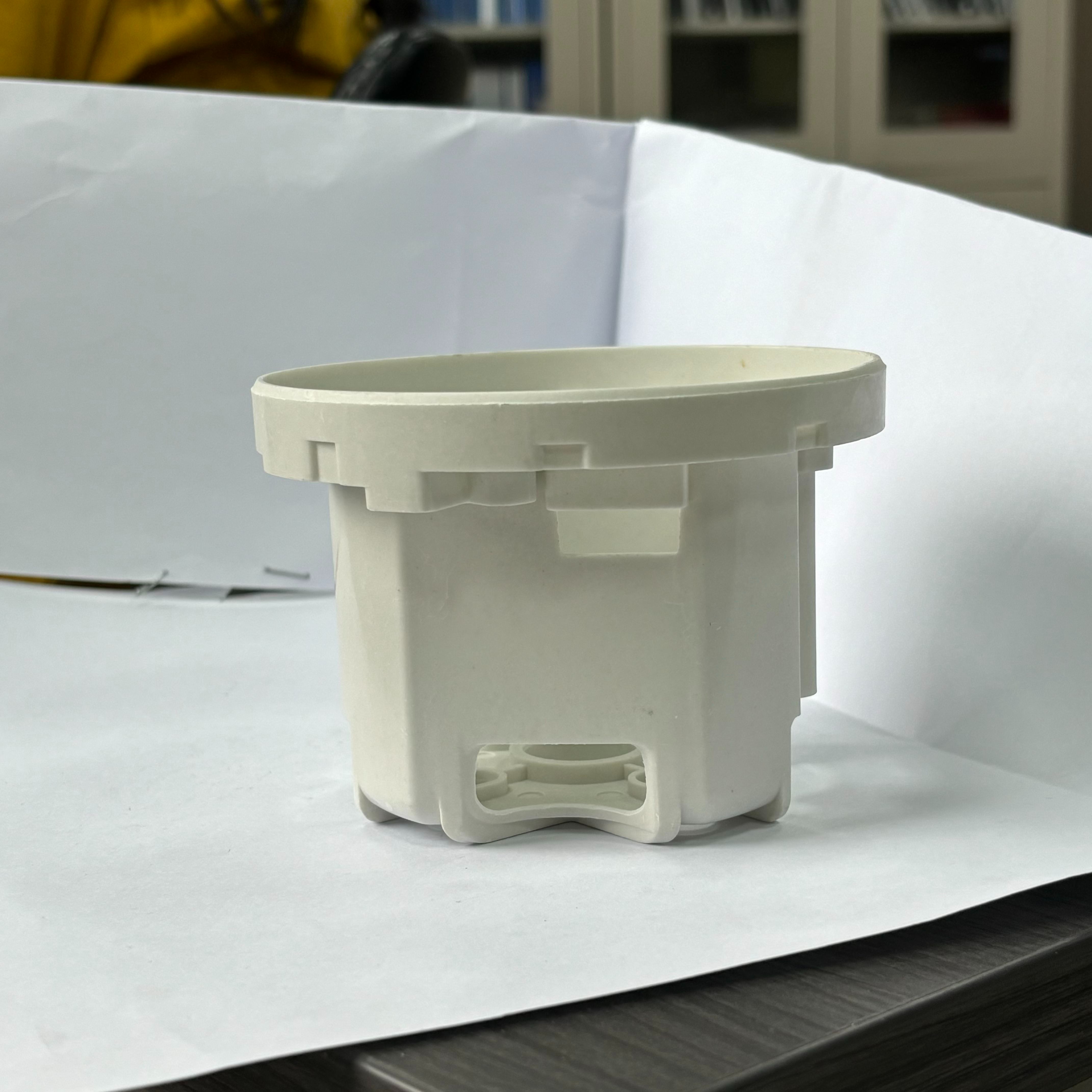 White Plastic Casing for Vacuum Cleaners4 White Plastic Casing for Vacuum Cleaners4