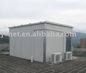 Integrated PU equipment telecom shelter