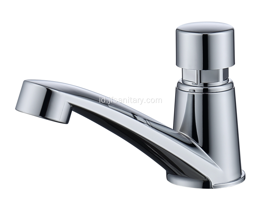 Deck Mounted Plastik Basin Faucet Knob Style