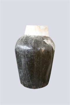 3-years No caramel color wine in jar 24L