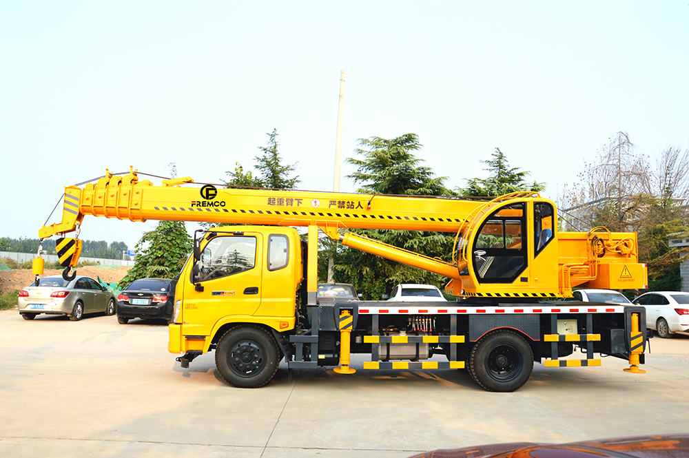 Hydraulic Mobile Truck Crane