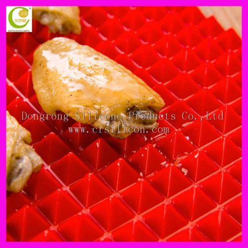 Special design widely used pyramid shape red color fat reducing silicone baking mat