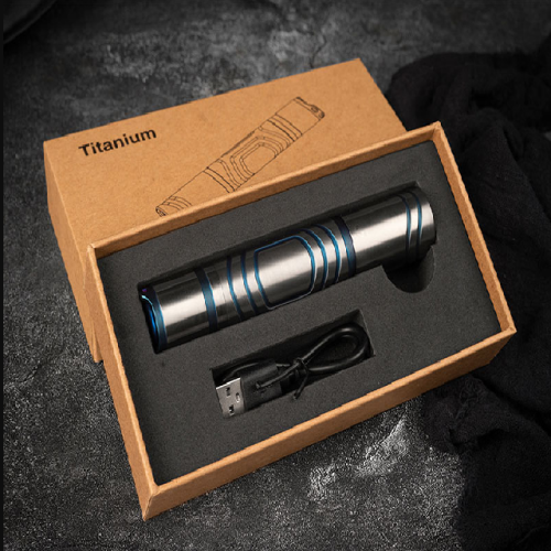 3 MODE TITANIUM LED-Taschenlampe mit USB-Aufladung