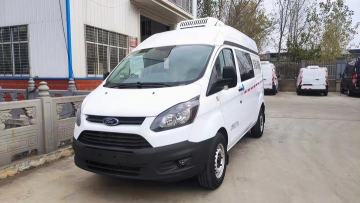 Small vaccine Transport refrigeration truck