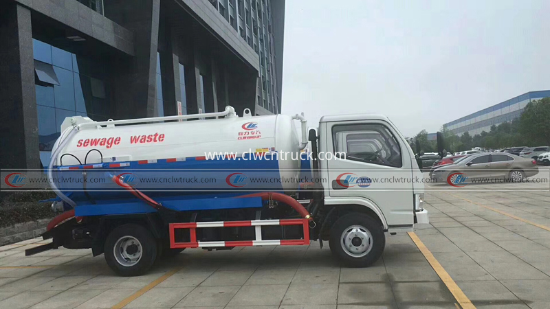 sewage waste suction truck 6