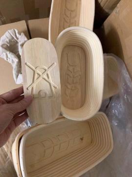 Bread proofing basket with Patterned replaceable bottom