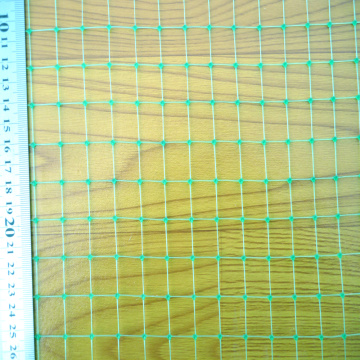 Rete protettiva per colture agricole in plastica