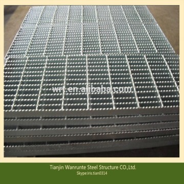 Galvanized steel grid