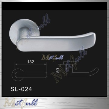 Commercial Place Solid Door Handle On Rose Design