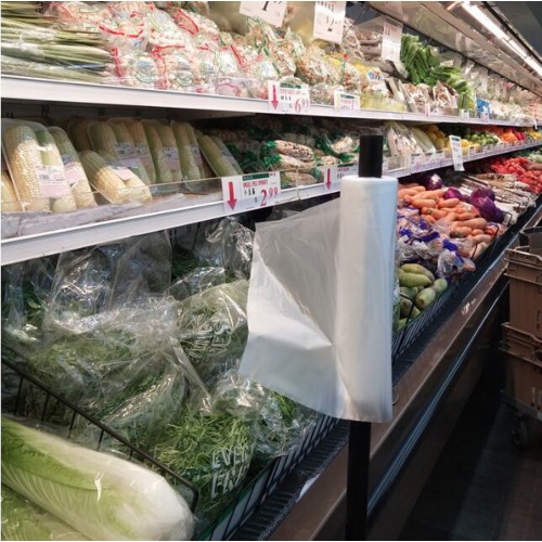 Supermarkt Plastiktüten rollen