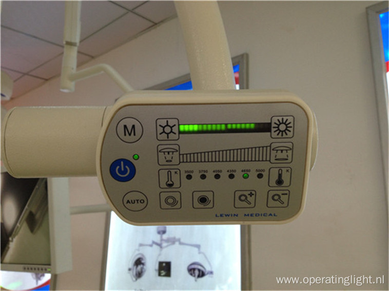 Operating surgical lamp with double heads