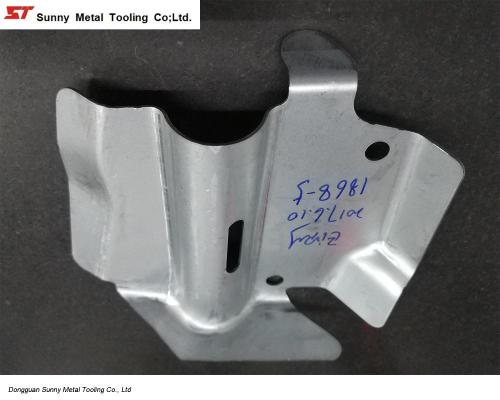 Metallstämplingsverktyg Munstycke Automotive Punching Part Component-T1077