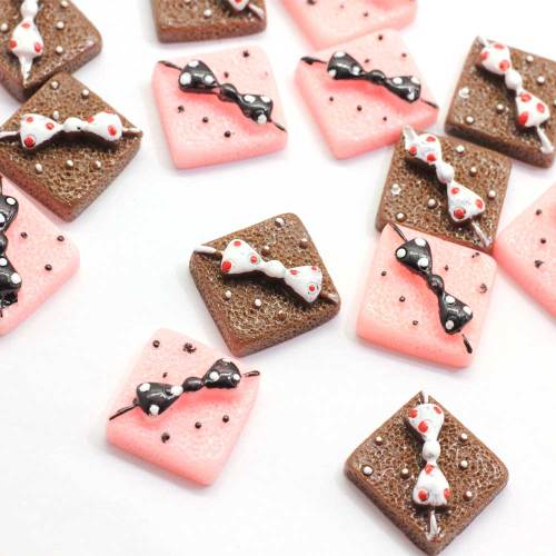 2019 Neue Kawaii Flatback Candy Resin Cabochons - 19 mm süße Schokolade Erdbeer Sweet Dessert Candy Resin Flatback Cabochons