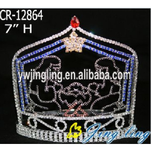 Holiday pageant for nativity crown