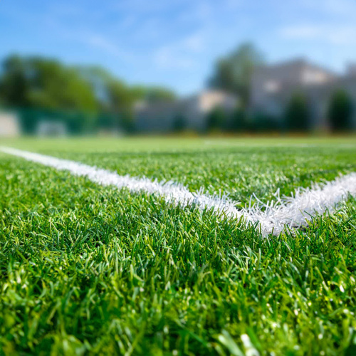 Approfondimenti sull&#39;erba artificiale sul campo di calcio