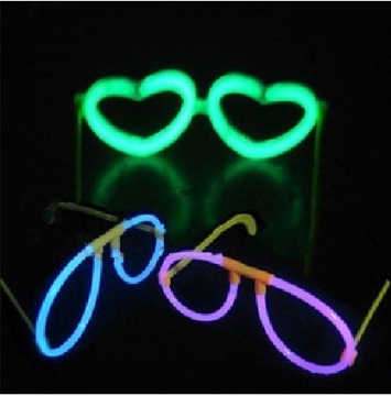 Neon glasses, Glow glasses, Fluorescent glasses