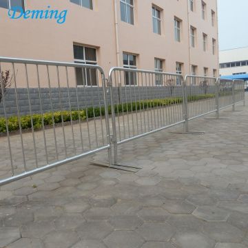 1.0mWholesale Bridge Base Galvanized Crowd Barrier