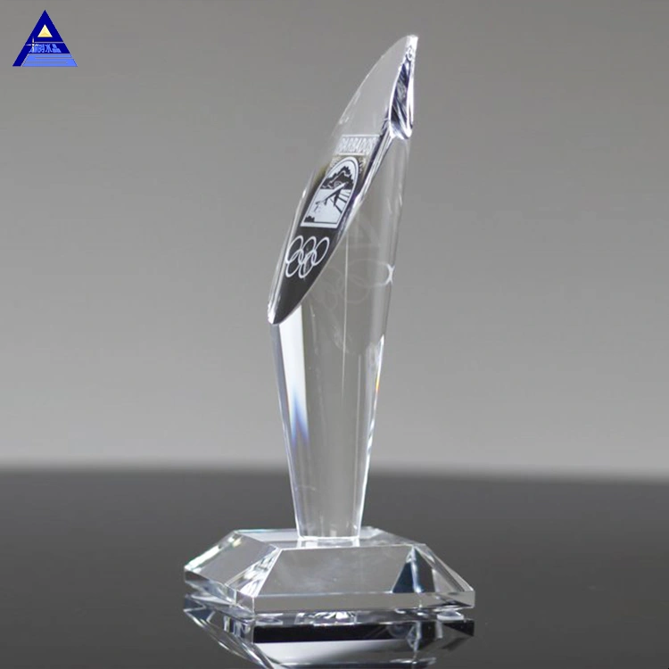 New Design Crystal Trophy Award Custom Glow Crystal Award Clear Glass Trophy