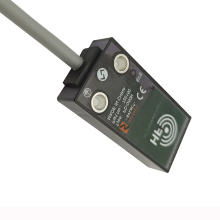 HF Read/Write Head with IO-Link