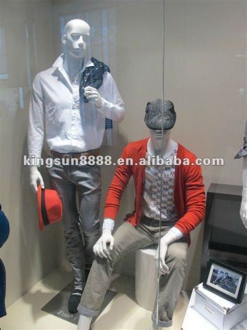 displaying fashion male mannequins