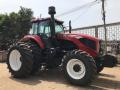 Máy kéo YTO LX2204 220HP 4WD