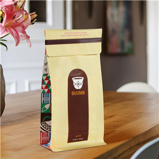 Coffee bean bag with tin ties