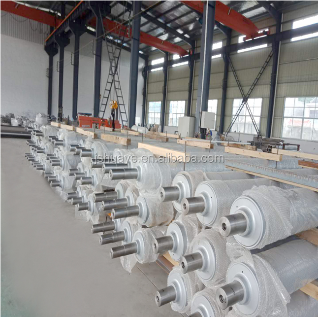 Centrifugal casting heat resistant furnace rolls for rolling mills and steel mills
