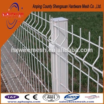 PVC coated welded wire fencing panels for sale / 3V folded welded mesh fence / triangel bending fence garden fencing