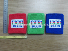 custom sports wristbands with woven label