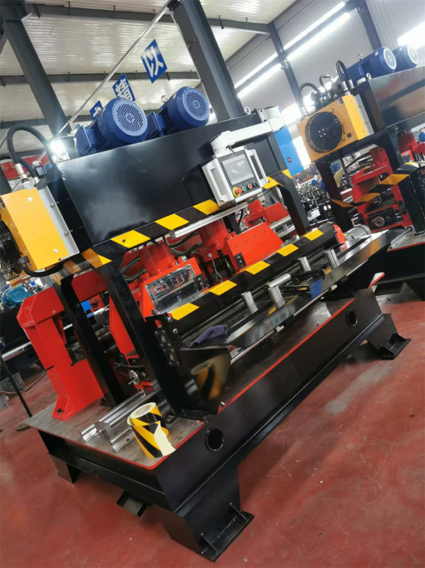 High Precision Cable Tray Punching Machine