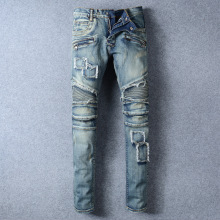 Men's Light-Colored Vintage Jeans