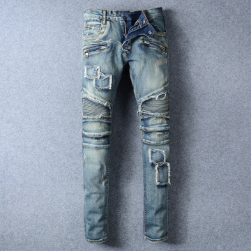 Men's Light-Colored Vintage Jeans