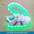 Recargable led luz zapatos y LED luz hasta zapatos de los cabritos con luz LED