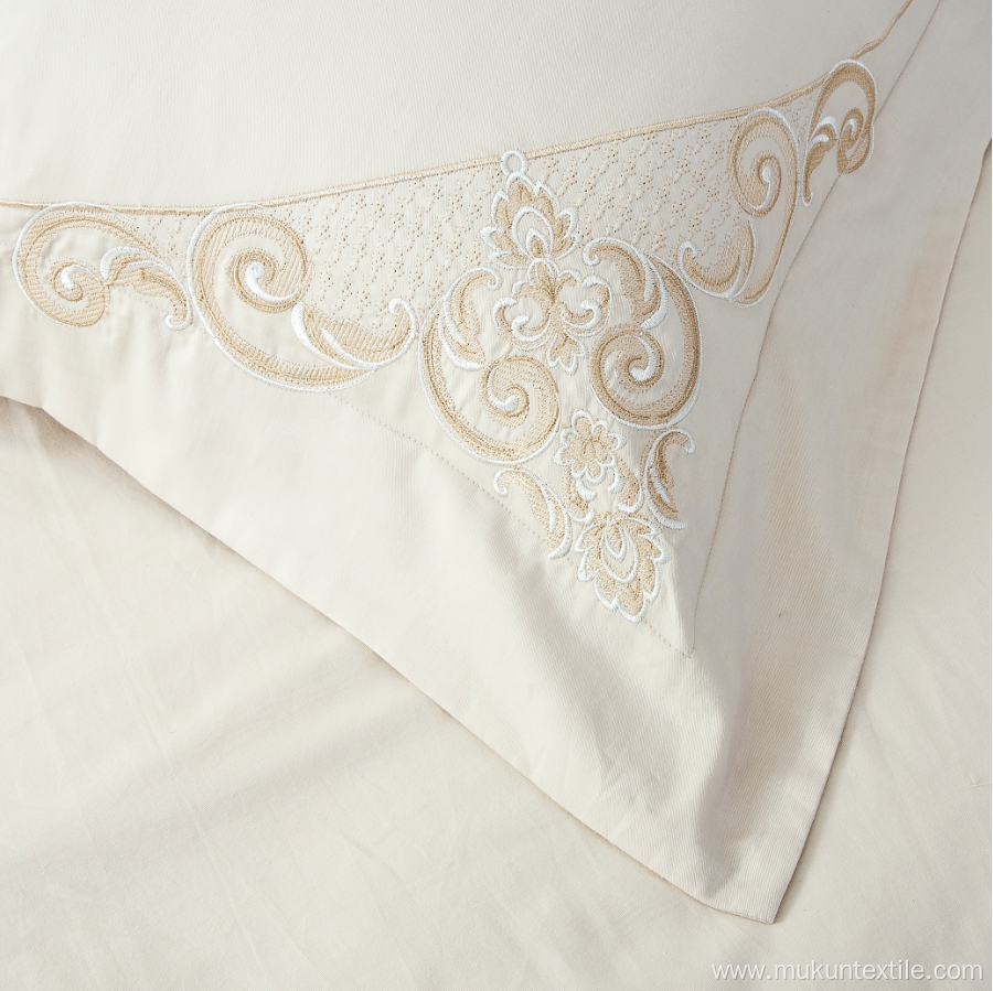 Special pattern wholesale comforter embroidery bedding sets