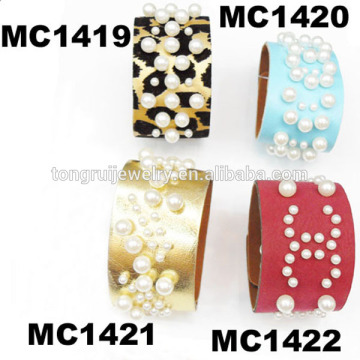 fashion ladies leather and pearl wrap bracelets