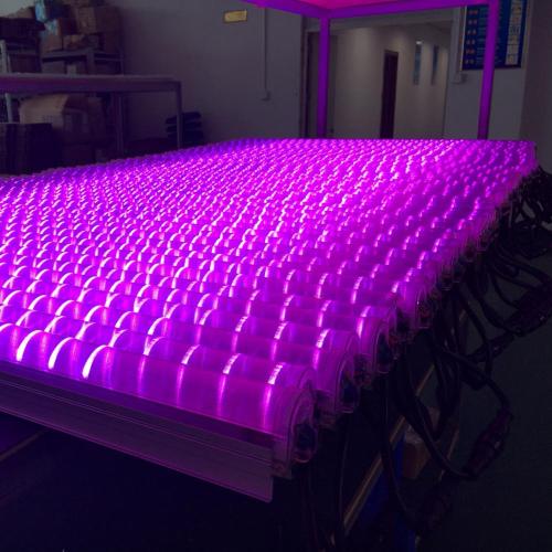 Luz de tubo LED RGB DMX que cambia de color