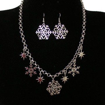 Snowflake Charm Fashion Necklace Set