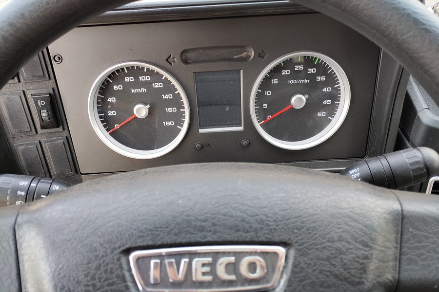 iveco cooling van details 8