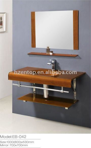 wash basin with mirror