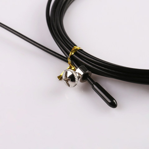 Corde à sauter en fil d'acier