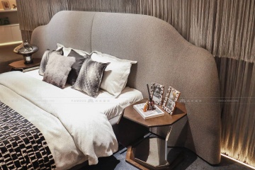 Modern Chic Comfort Master Bed