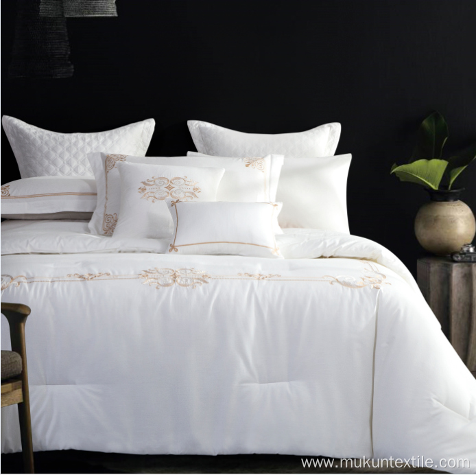 Comforter uilt factories wholesale polyester 10pcs sets