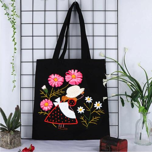 Shopping bag in tela con tracolla patch ricamo