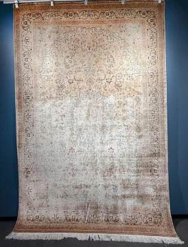 Hand-Knotted Indian Pure Mulberry Silk Rug