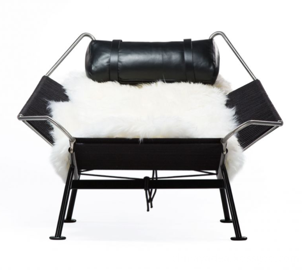 Black base chair Black base chair